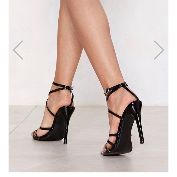 NWOT Strappy Heeled Sandals - Picture 2 of 7